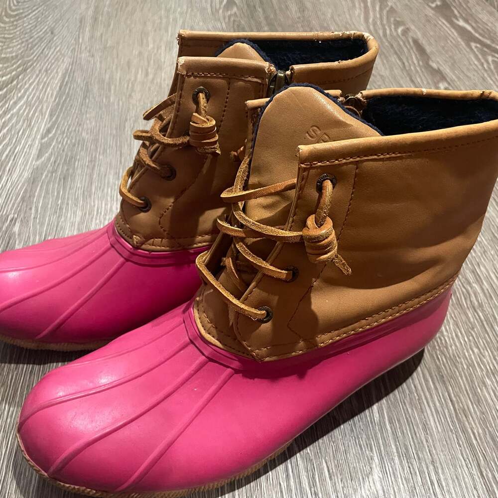Sperry Saltwater Boots for Girls Size 6